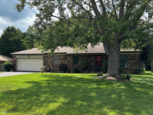 House for sale in New Palestine, Indiana