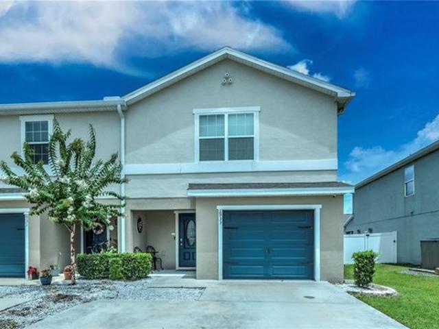 Townhouse for sale in Saint Cloud, Florida