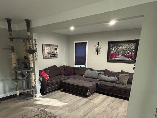 House for sale in Flat Rock, Wayne County