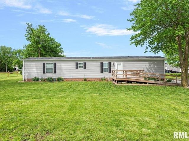 House for sale in Ashland, Illinois