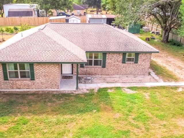House for sale in Pinehurst, Texas