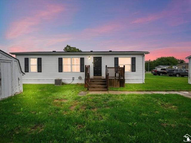 House for sale in Flat Rock, Wayne County