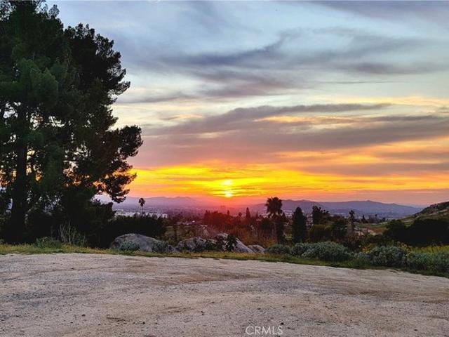 Land for sale in Riverside, California