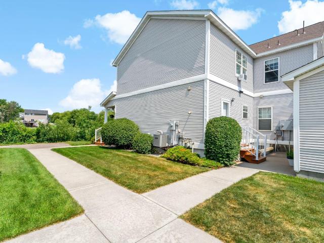 Townhouse for sale in Clover Ridge, Chaska