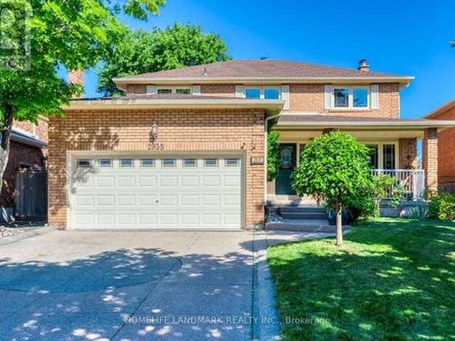 House for sale in Oakville, Ontario