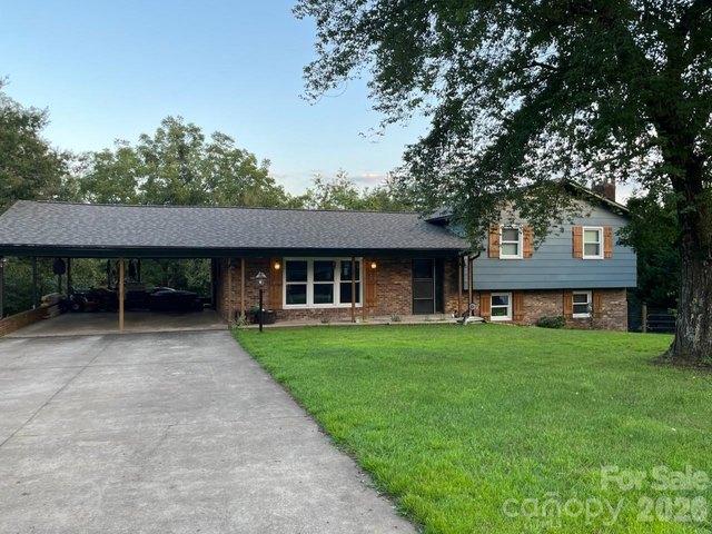 House for sale in Hudson, North Carolina