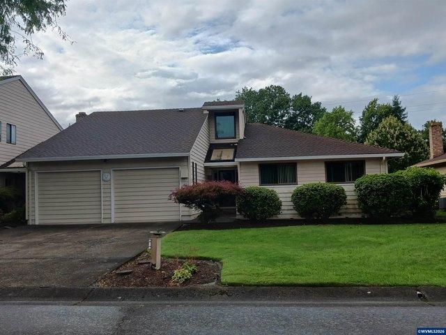 Condo for sale in Oregonia