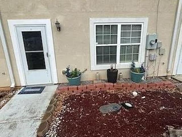Townhouse for sale in Lithonia, Georgia