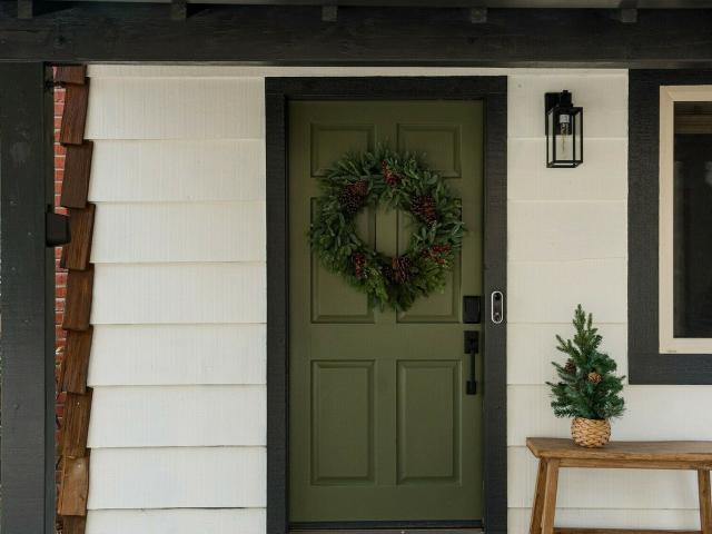 House for sale in Cedar Glen