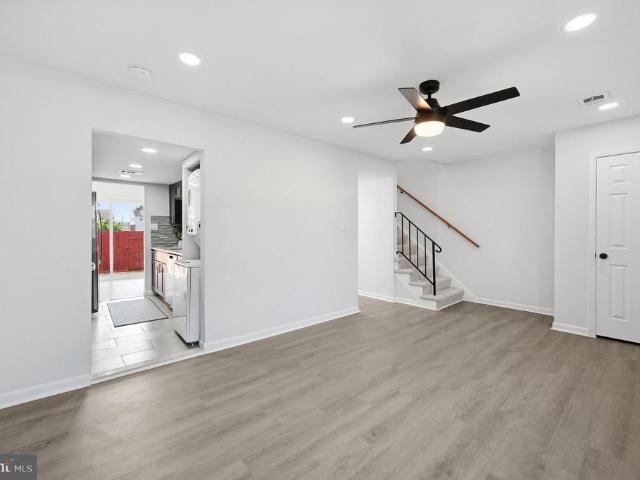 Townhouse for sale in Williamstown, Dumfries