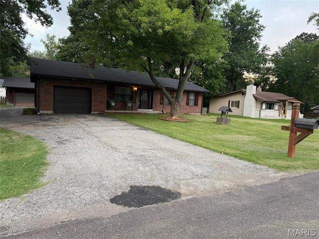 House for sale in Maryland Heights, Missouri