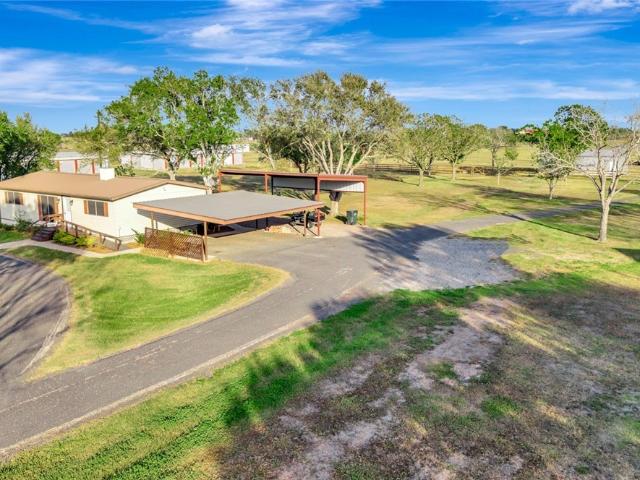 House for sale in Edna, Texas