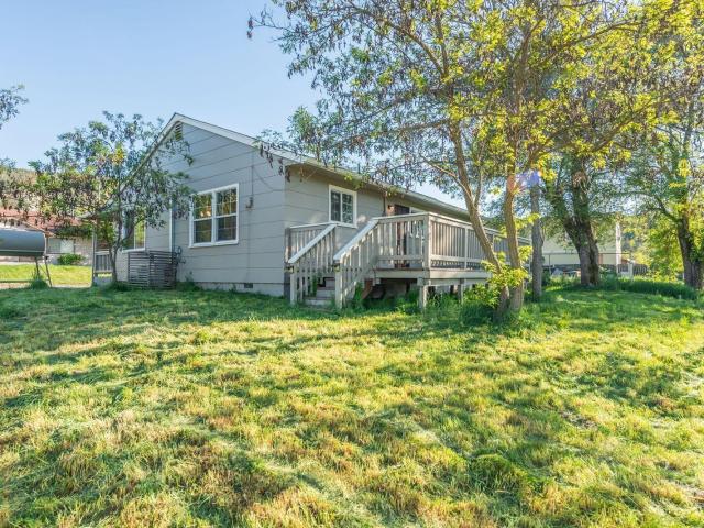 House for sale in Lewiston, California