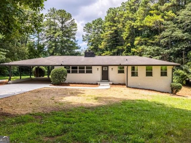 House for sale in Lilburn, Georgia