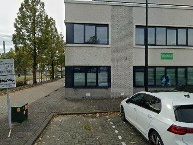 Bedrijfspand te huur in Bloemendaal, Gouda