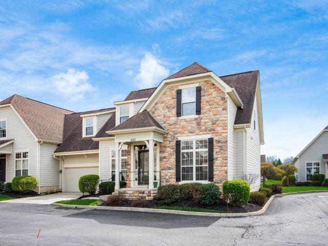 Condo for sale in Powell, Ohio