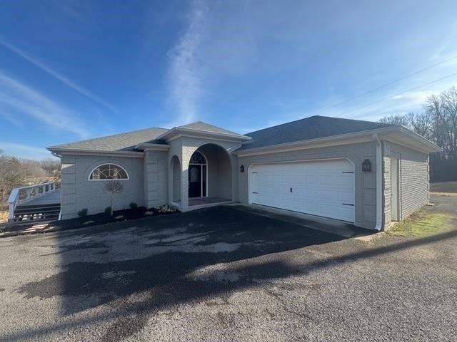 House for sale in Adolphus, Kentucky