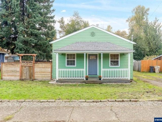 House for sale in Oregonia