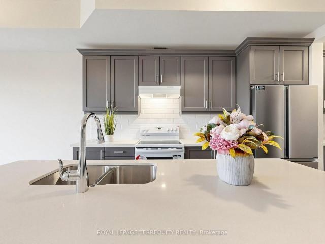 Townhouse for sale in Woburn, Ontario