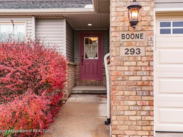 Condo for sale in Eaton, Michigan