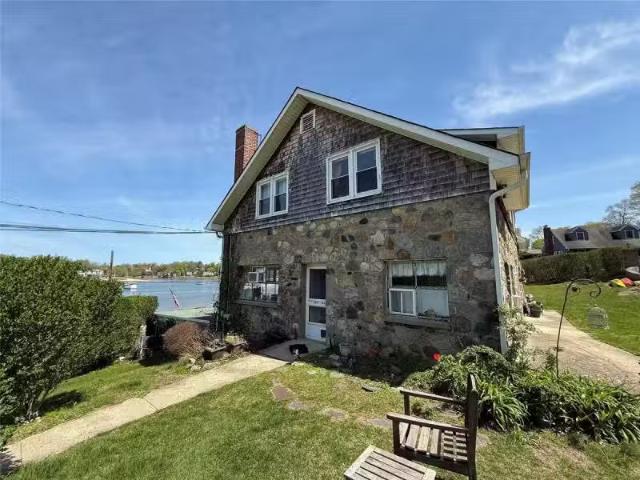 House for rent in Levittown