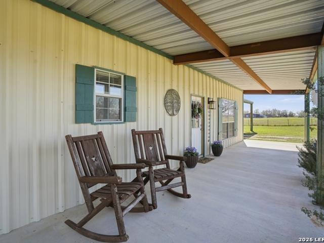 House for sale in Kingsbury, Texas
