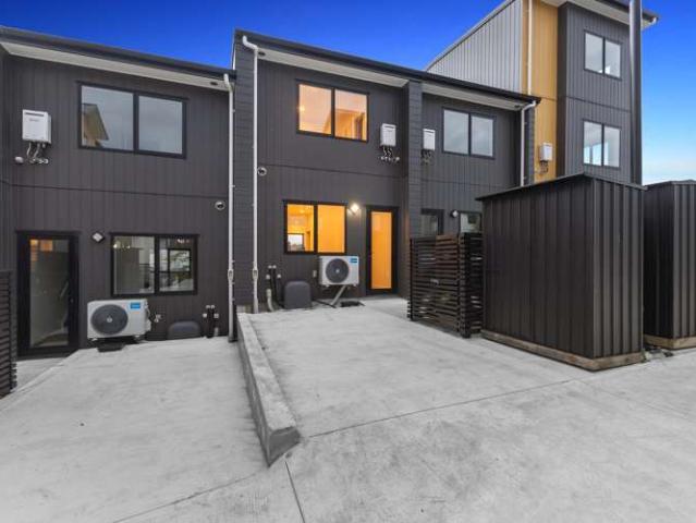 Townhouse for sale in Howick