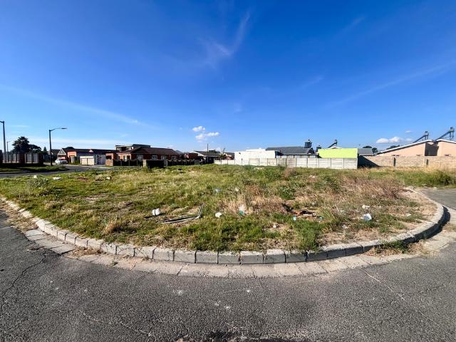 Land for sale in Forest Village, Eersterivier