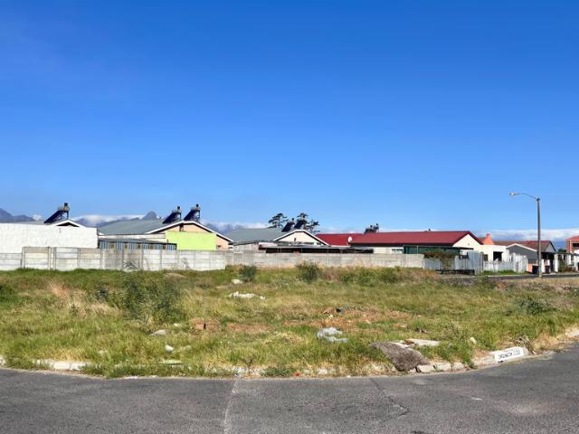 Land for sale in Forest Village, Eersterivier