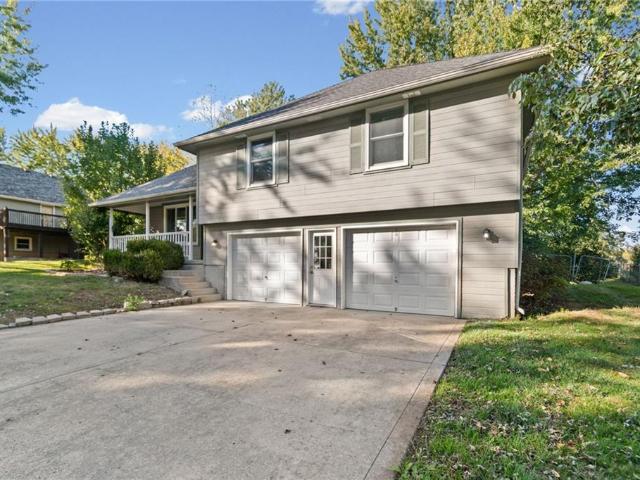 House for sale in Shelton Estates, Excelsior Springs