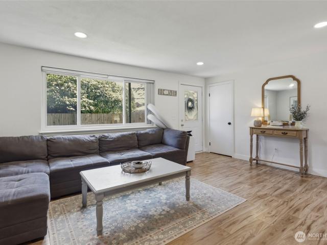 House for sale in Thurston, Washington