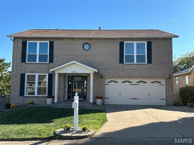 House for sale in Arnold, Jefferson County