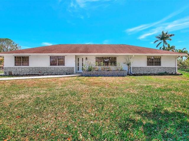 House for sale in Davie, Florida