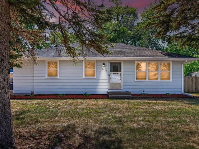 House for sale in Thompson Heights, Coon Rapids