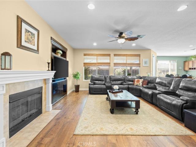 House for sale in Heritage Lake, Menifee