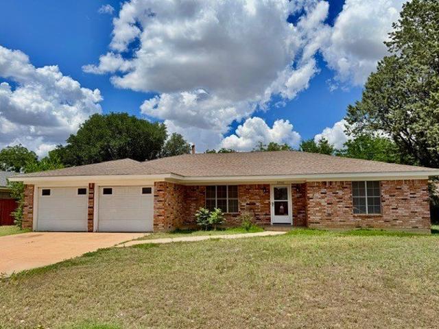 House for sale in Taylor, Texas