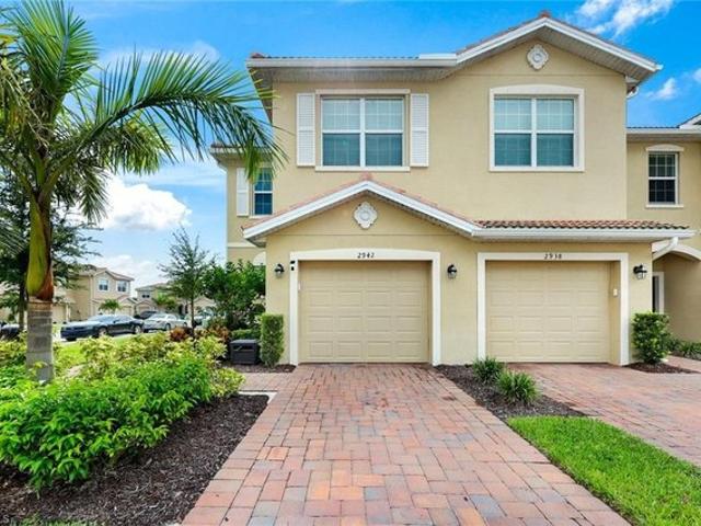 Townhouse for sale in Naples, Florida