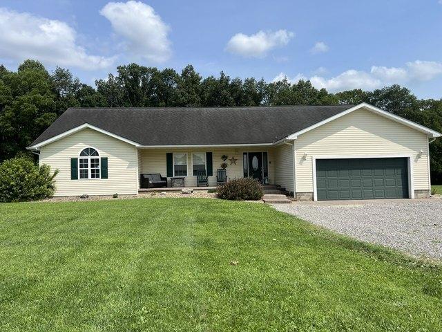 House for sale in Albany, Ohio