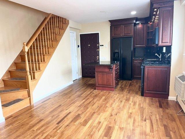 Condo for sale in Arverne, New York