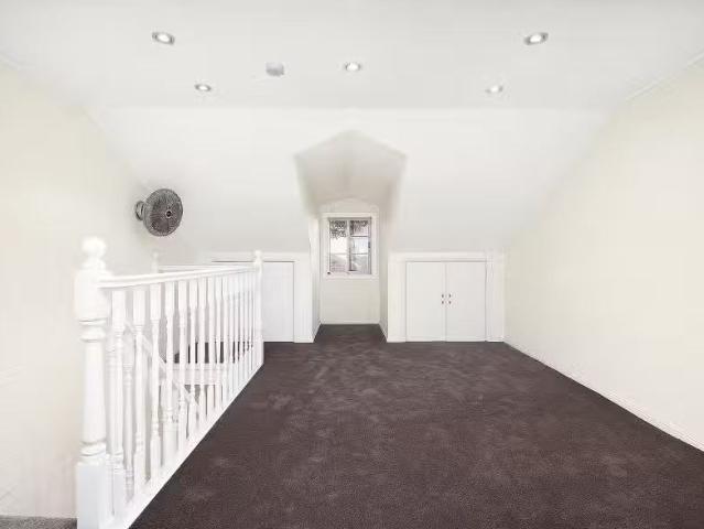 Condo for rent in Sydney, New South Wales