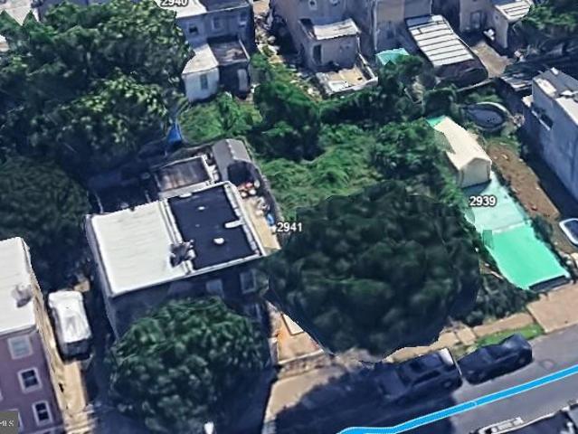Land for sale in Philadelphia, Pennsylvania