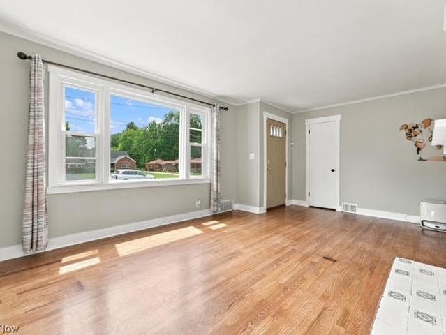 House for sale in Poland, Ohio