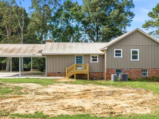 House for sale in Henagar, Alabama