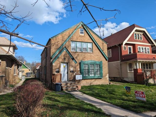 House for sale in Saint Joseph's, Milwaukee