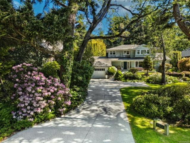 House for sale in Saanich, British Columbia
