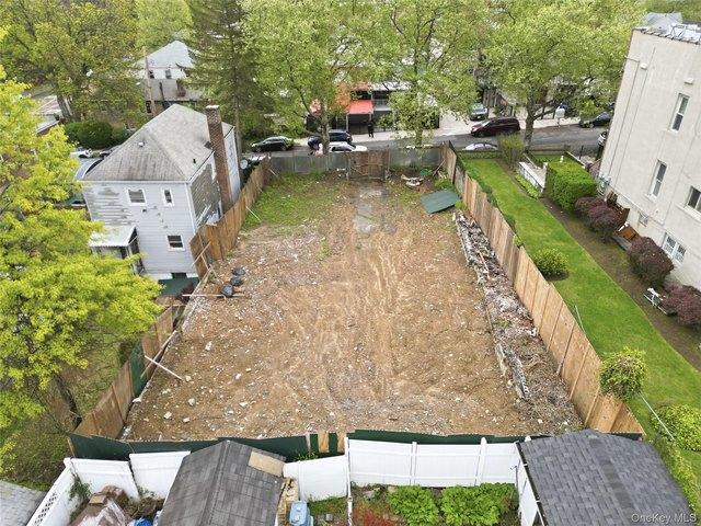 Land for sale in The Bronx, Arverne