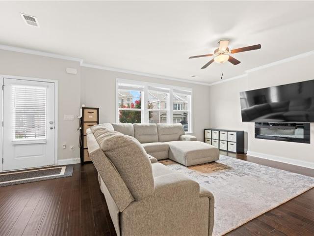 Townhouse for sale in Duluth, Georgia