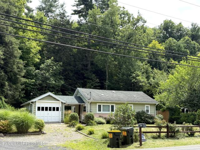 House for sale in Cottekill, New York