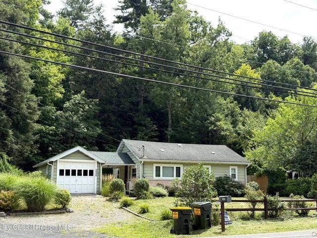 House for sale in Cottekill, New York