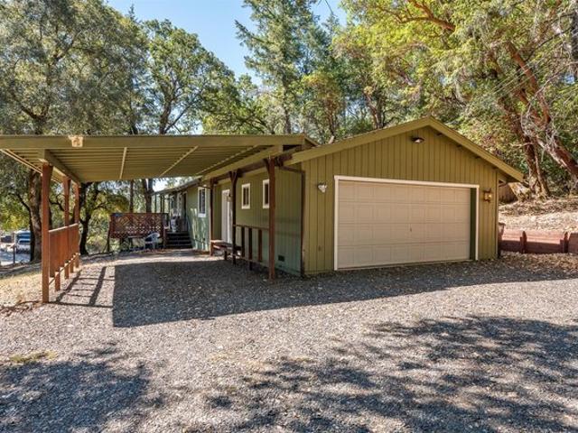 House for sale in Willits, California